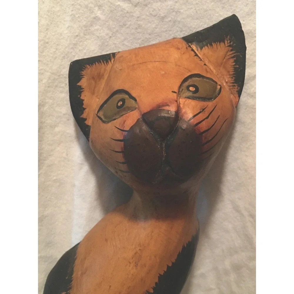 Vintage Hand Carved Wooden Siamese Cat Statue Folk Art 17 Inches